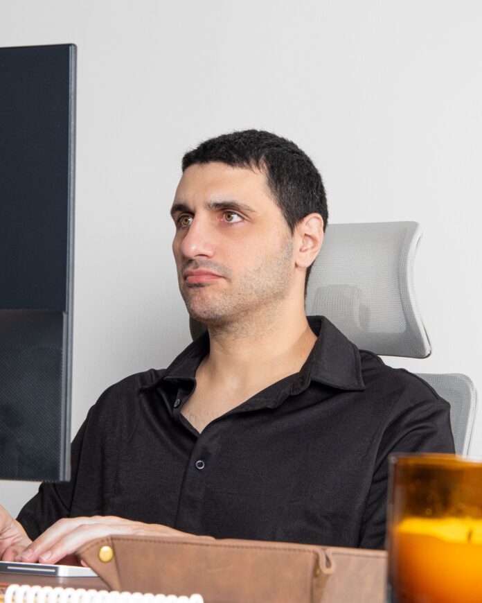 1_Rodrigo_Ramos_DAgostino_advierte_sobre_la_fragilidad_estratgica_en_mercados_dominados_por_la_volatilidad_digital